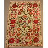 Wandbehang, Suzani, Usbekistan, Seide auf Leinen, zweibahnig, ca. 1.60 x 1.0 m