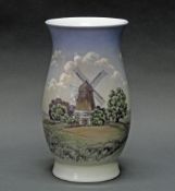 Vase, "Windmühle in Landschaft", Bing & Gröndahl, Modellnummer 715-5440, Balusterform, polychrom,