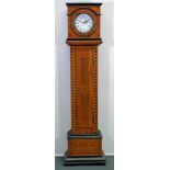 Standuhr, Biedermeier, 19. Jh., Kirschbaum, Bandzier, ebonisierte Leisten, Werk ergänzt, um 1920,