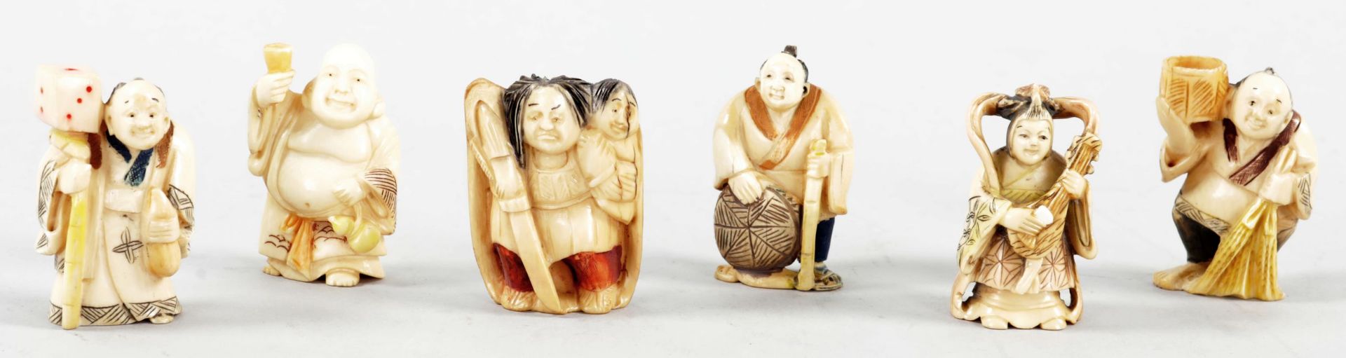 6 Netsuke