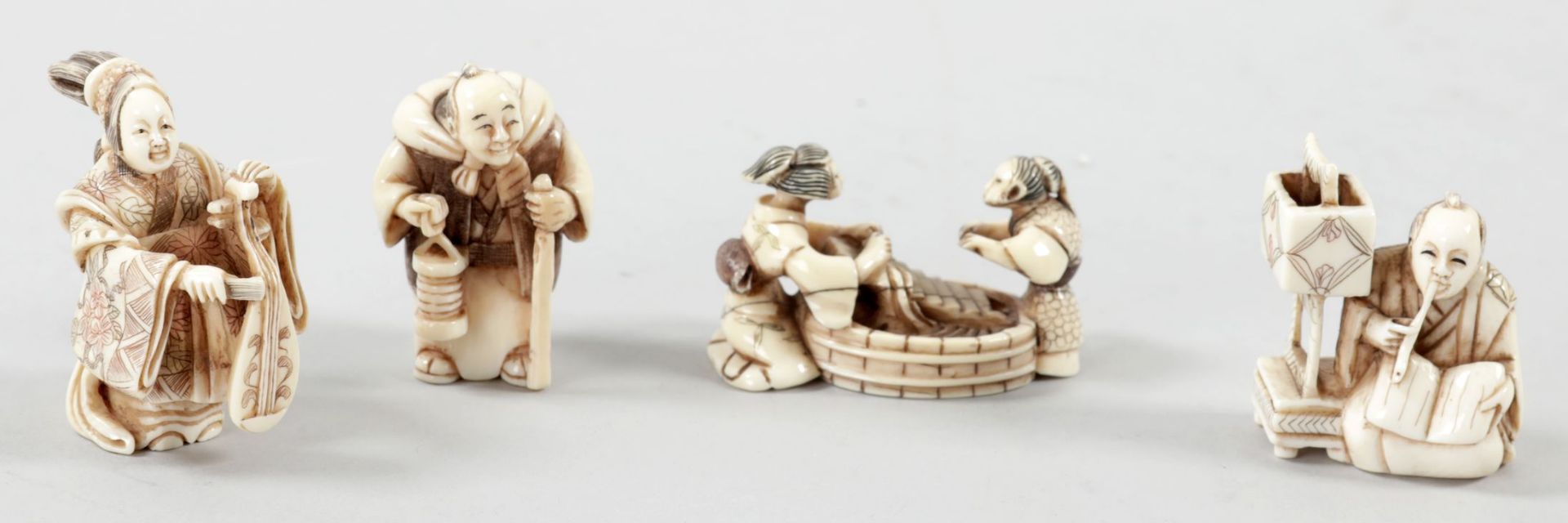 4 Netsuke