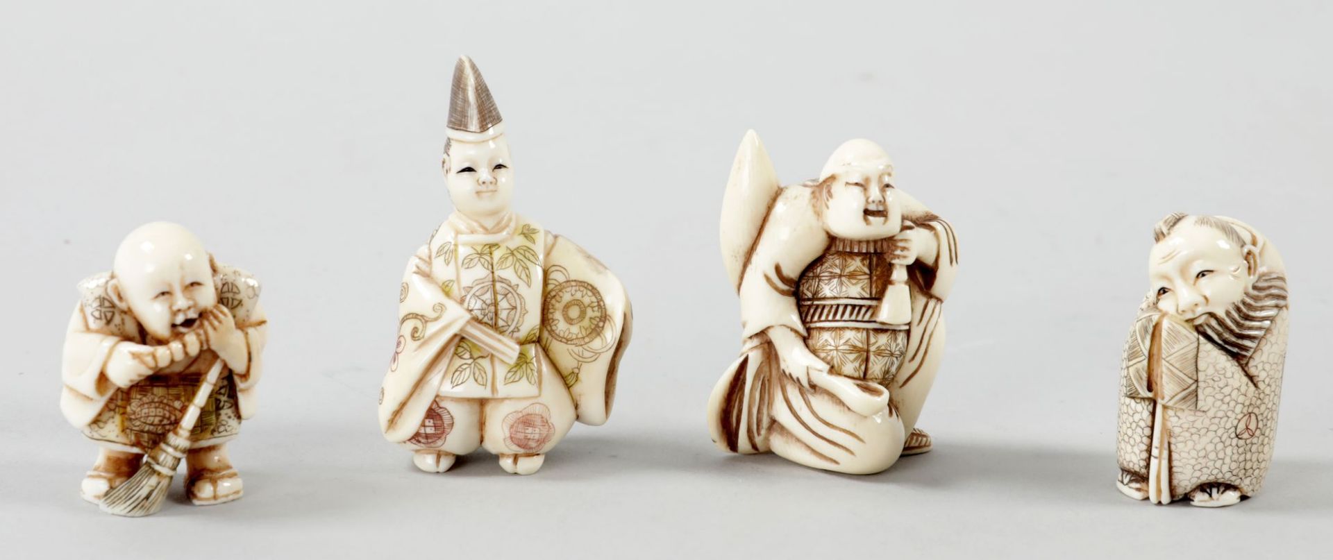 4 Netsuke