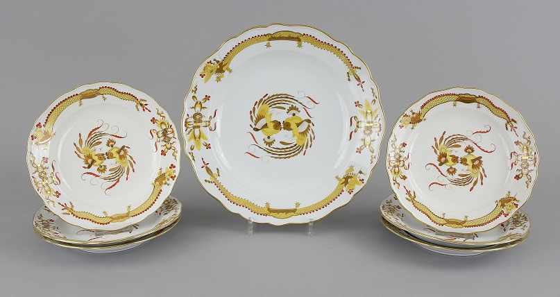 Bundle of seven Meissen Plates "Yellow Dragon"