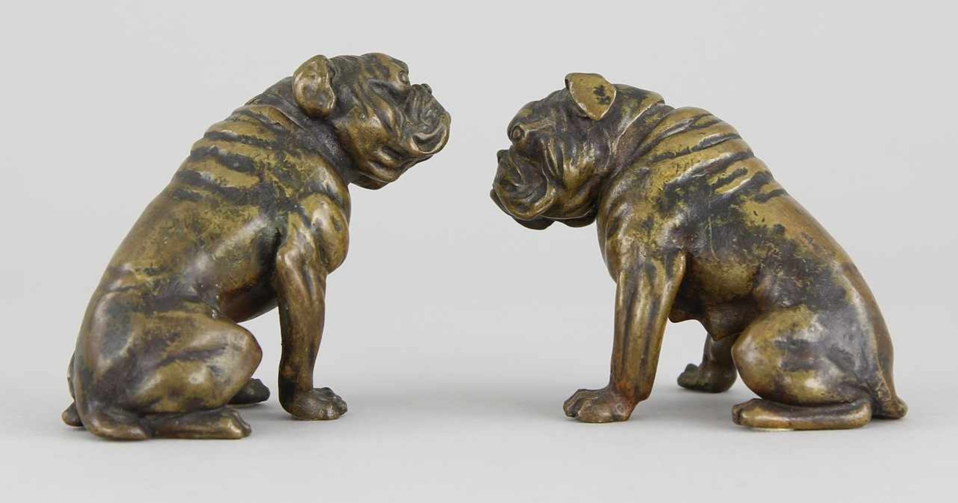 Pair of bronze figures "Bulldogs" - Bild 2 aus 3