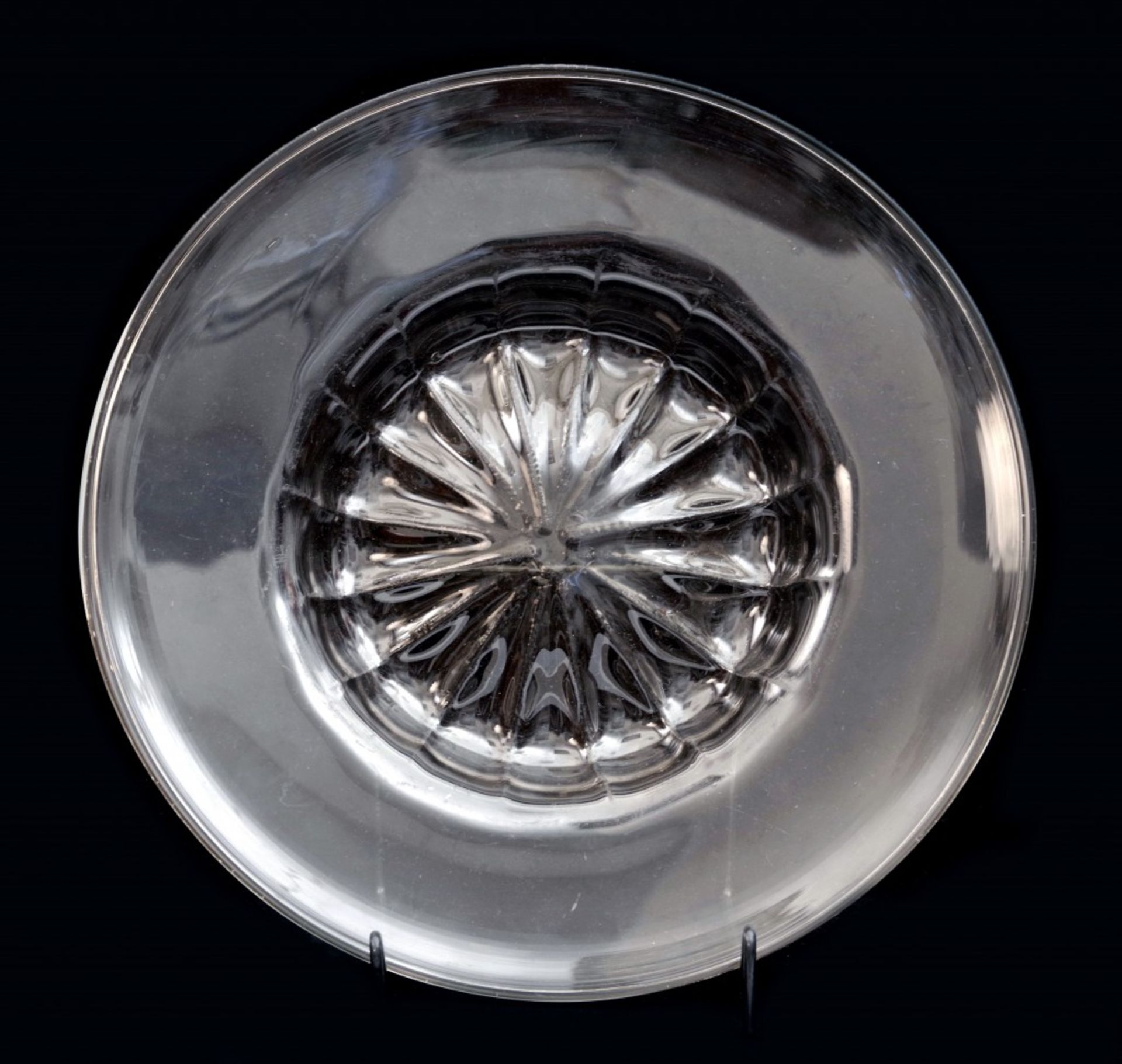 A Flat Bowl by Paolo Venini - Image 2 of 2