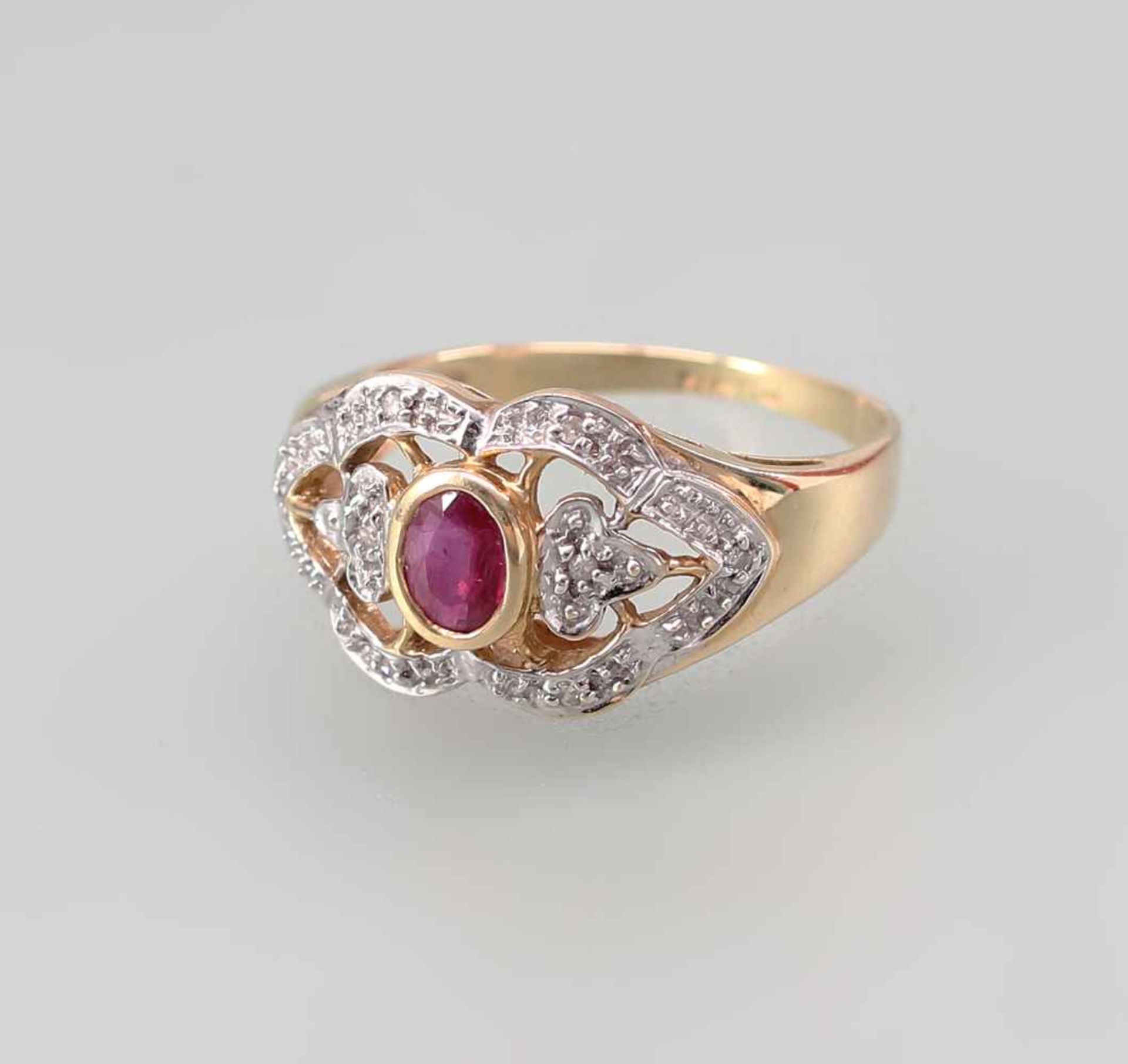 Rubin-Diamant-Ring