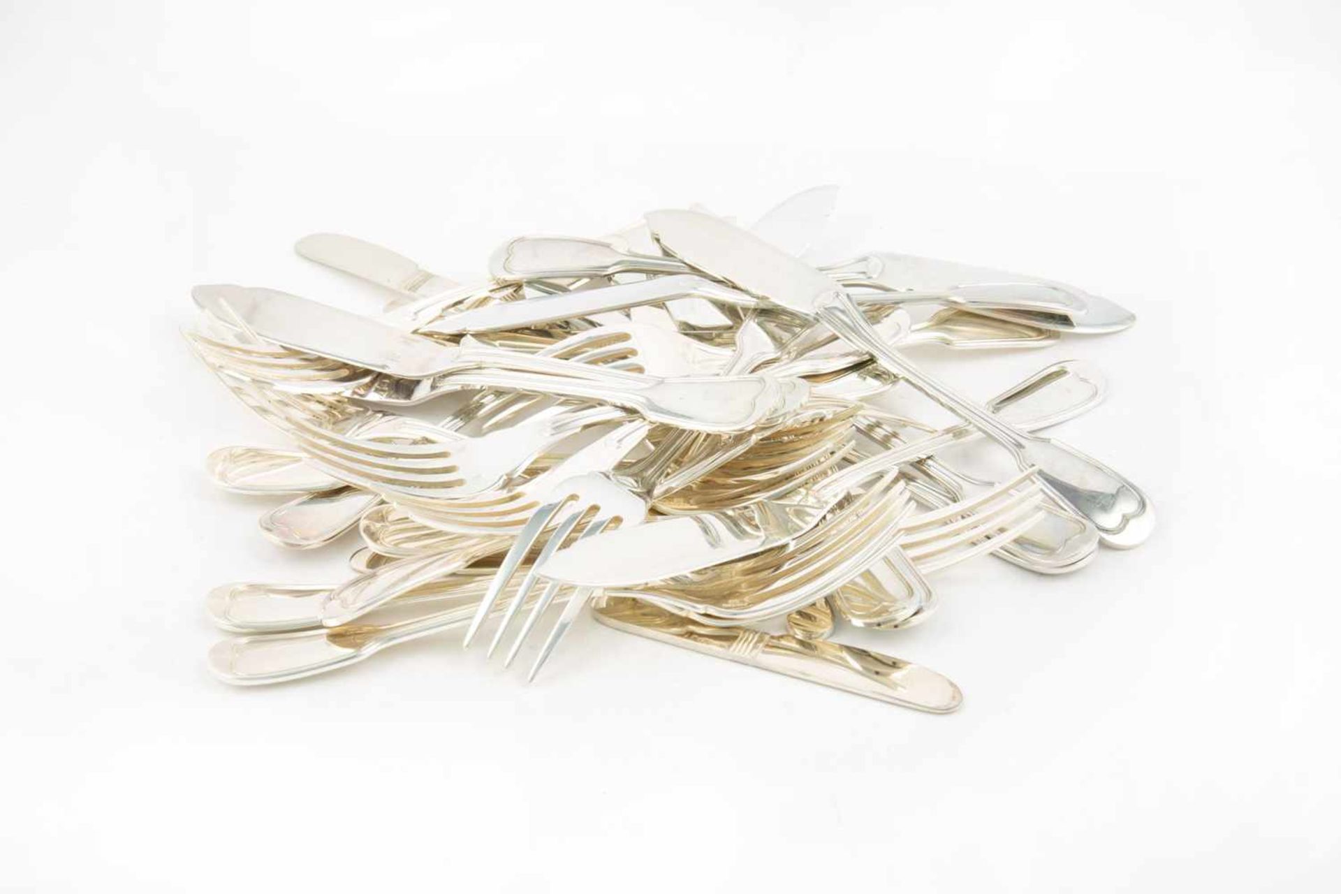 Fish cutlery for 12 people