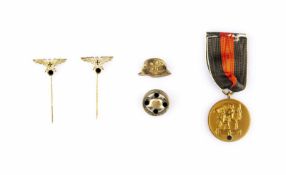 Set of badges of the Third Reich