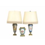 Pair of lamps with vase 'Bleu céleste'