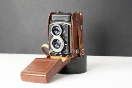 Spiegelreflexkamera-Mittelformat, Rolleicord III - Model K3BDeutschland, 1950-1953, 14cm x 7,5cm x