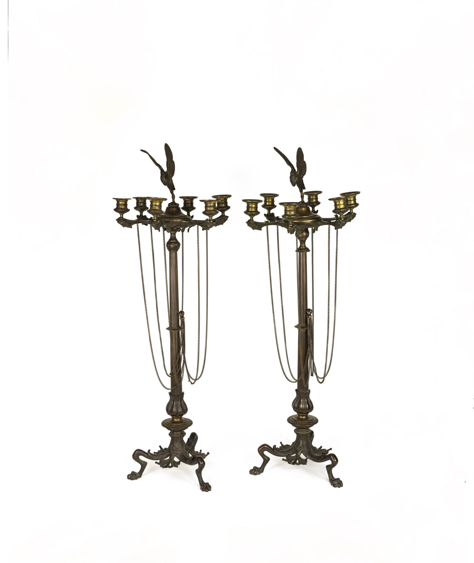 Paar Kerzenständer im EmpirestilFrankreich, 19. Jh., in der Art von Ferdinand Barbedienne, Bronze,
