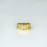 Damenring585 Gelbgold, punziert, mit zentralem Brilliant, ca. 0,15 ct, J-K, si, Ringdurchmesser 17,5