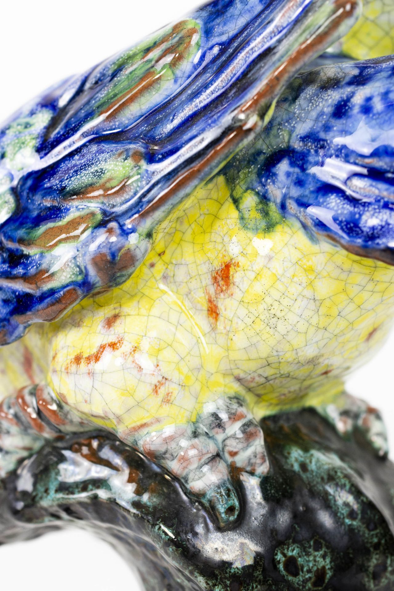 PapageiKarlsruher Majolika, 20. Jh., Entwurf von Max Heinze, Keramik, farbig staffiert, Höhe 46,5 - Bild 2 aus 3