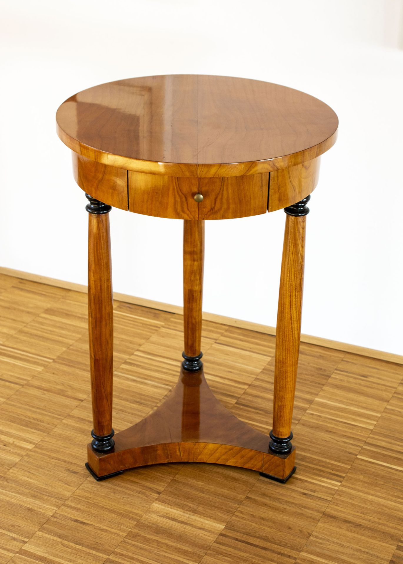 Konvolut Biedermeier-Möbel6-tlg., Biedermeier, Kirschbaum, furniert, Paar Stühle, Höhe 83,5 cm, 2 - Bild 5 aus 6