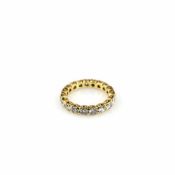 Memoire-Ring 750 Gelbgold, punziert, mit 19 Brillanten, gesamt ca. 2,85 ct, J-K, überwiegend vs,