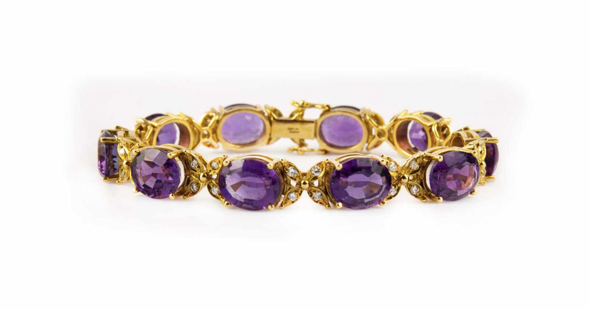 Armband 750 Gelbgold, punziert, mit 10 Amethysten im ovalem Schliff, gesamt ca. 33,40 ct, je 11 mm - Bild 5 aus 6