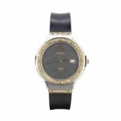 Hublot Classic MDM Quarz, Gehäuse Stahl, 750 Gelbgold, besetzt mit 64 Brillanten, gesamt ca. 0,6