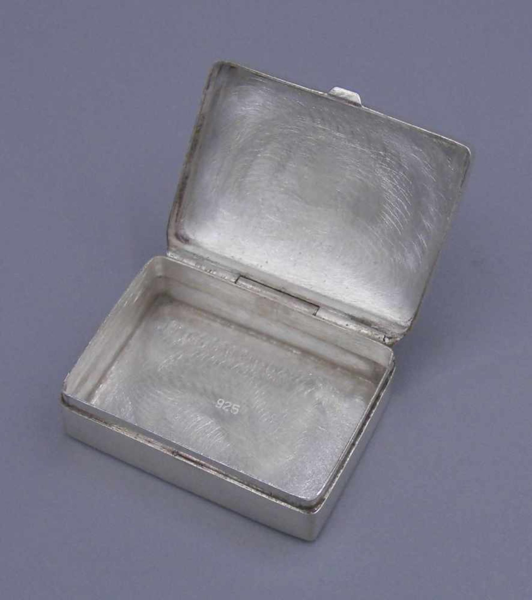 PILLENDOSE / DECKELDOSE / SCHATULLE / pillbox, 925er Silber (gepunzt mit Feingehaltsangabe, 14 g). - Bild 4 aus 4