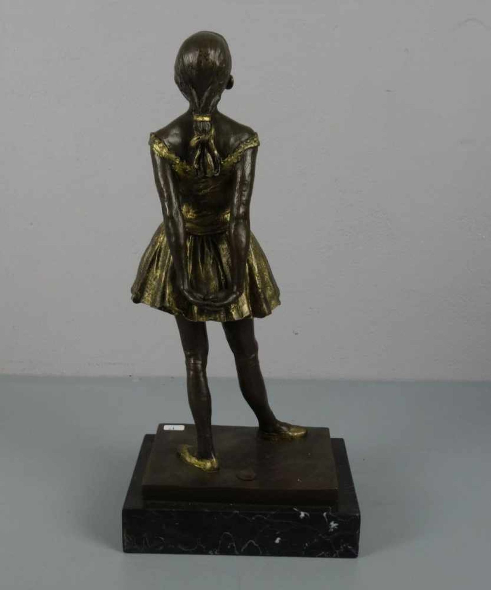 DEGAS, EDGAR (1834-1917), Skulptur / sculpture: "Petite danseuse de quatorze ans" (Originaltitel; " - Bild 3 aus 5