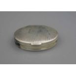 SILBERNE DECKELDOSE / PILLENDOSE / SCHATULLE / silver pillbox, 1. H. 20. Jh., deutsch, 835er Silber,