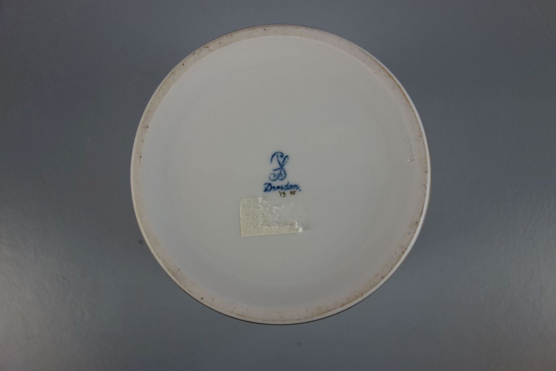 CACHEPOT / BLUMENÜBERTOPF / flowerbowl, 2. H. 20. Jh., Porzellan, unterglasurblaue - Bild 3 aus 5