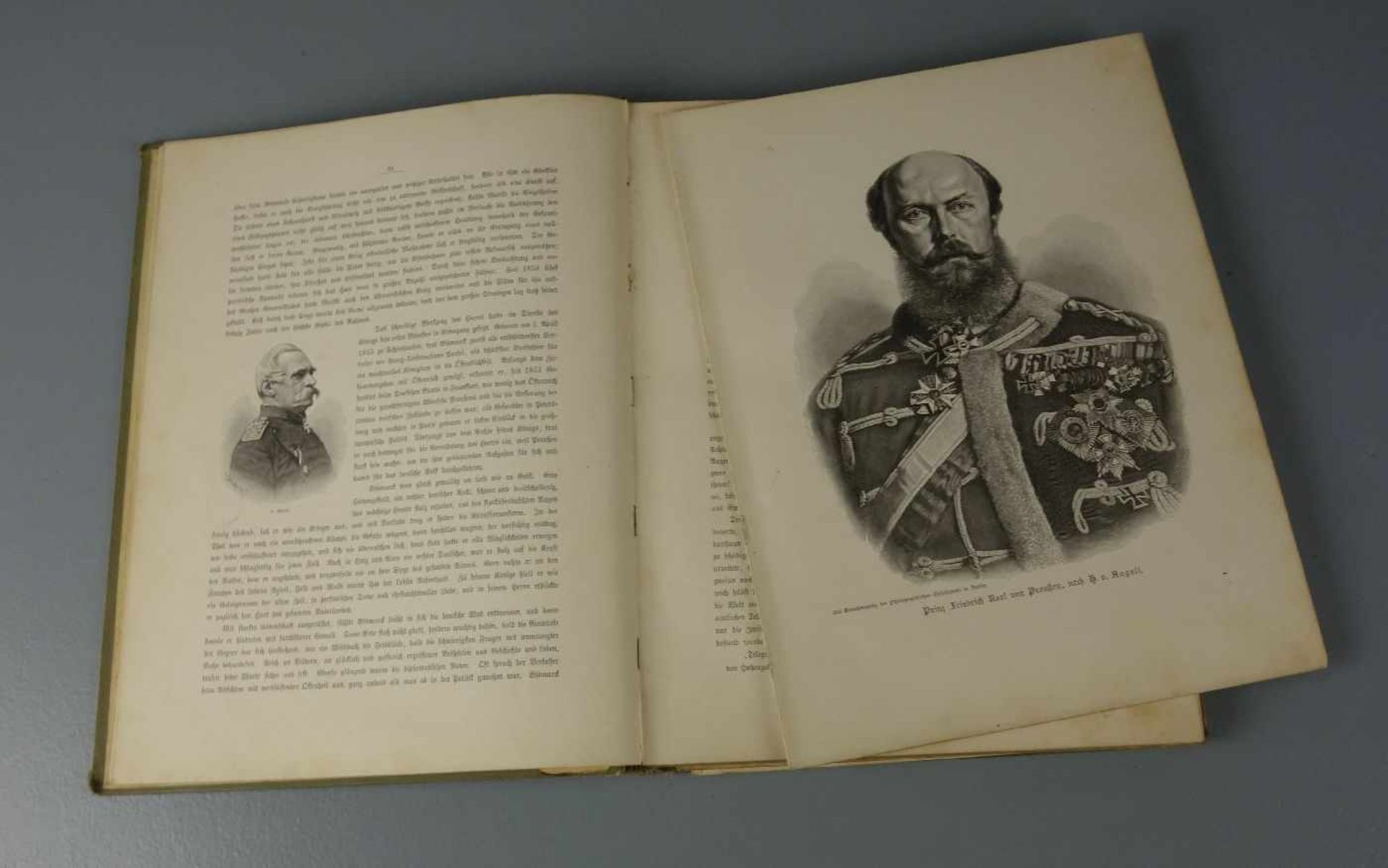 BUCH: "Der Krieg gegen Frankreich 1870-71", grüner Einband mit goldfarbenen Akzentuierungen. Berlin, - Image 3 of 4