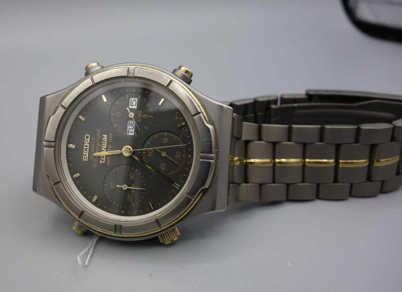 ARMBANDUHR: SEIKO CHRONOGRAPH TITANIUM SPORTS 100 / wristwatch, Japan, Quartz. Stahlgehäuse und - Image 3 of 7