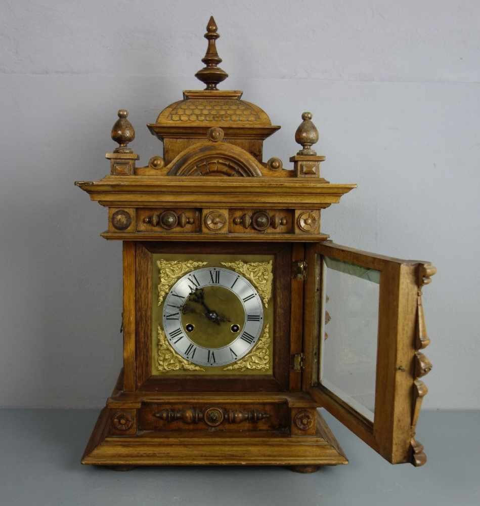 JUNGHANS TISCHUHR / KAMINUHR / fire place clock, Historismus, um 1880. Reich dekoriertes - Image 3 of 8