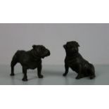 PAAR FIGÜRLICHE BRONZEN: "HUNDE" / two bronze dogs, 20. Jh., Mops / Französische Bulldogge in Art