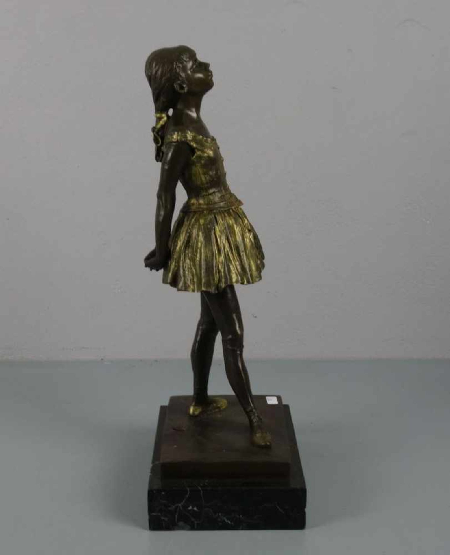 DEGAS, EDGAR (1834-1917), Skulptur / sculpture: "Petite danseuse de quatorze ans" (Originaltitel; " - Bild 4 aus 5