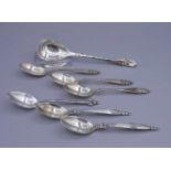 KONVOLUT ART DÉCO LÖFFEL / BESTECK - 7 Teile / seven spoons, 20. Jh., 800er Silber, insgesamt 66