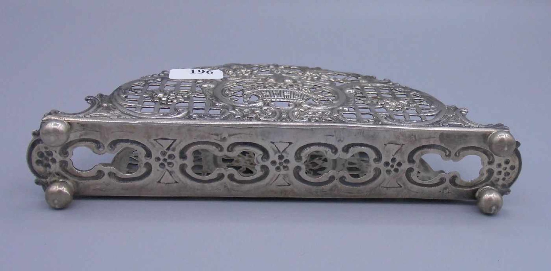 SERVIETTENSTÄNDER / silver napkin holder, 20. Jh., 800er Silber (79 g). Geschweifte und - Image 4 of 5