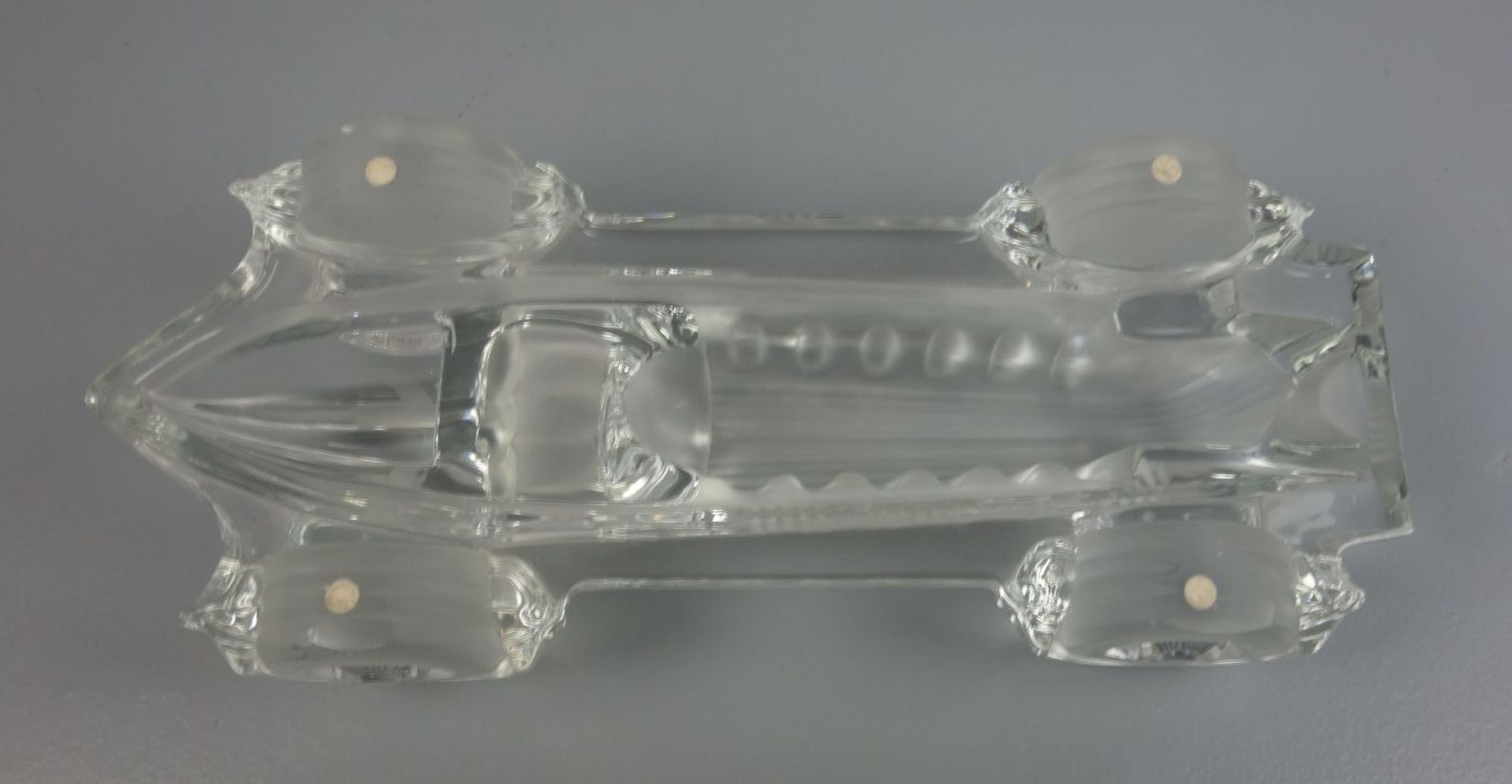 GLAS - ZIEROBJEKT "RENNWAGEN", Cristallerie Daum (ungemarkt) 1970er / 1980erJahre. Vollplastische - Bild 4 aus 5
