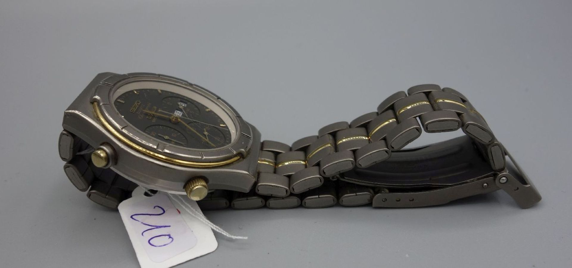 ARMBANDUHR: SEIKO CHRONOGRAPH TITANIUM SPORTS 100 / wristwatch, Japan, Quartz. Stahlgehäuse und - Bild 4 aus 7
