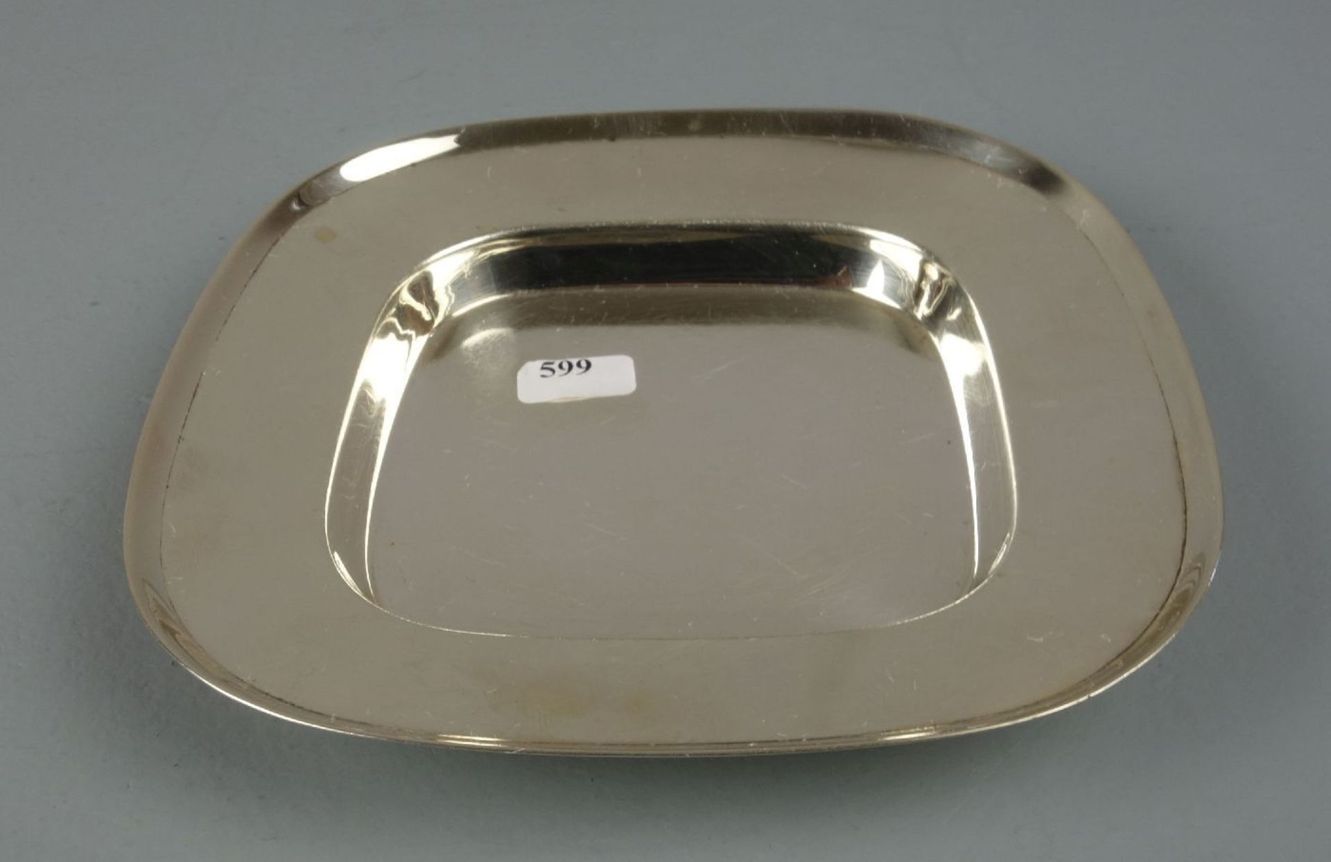 SCHALE / KARREESCHALE, 925er Silber (122 g), bezeichnet "Sterling", gepunzt mit Feingehaltsangabe