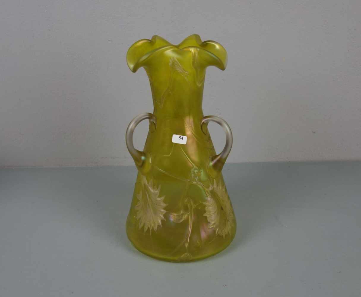 JUGENDSTIL - VASE / Art nouveau vase, Glas, wohl Manufaktur Pallme König & Habel, Kosten/Teplitz, (