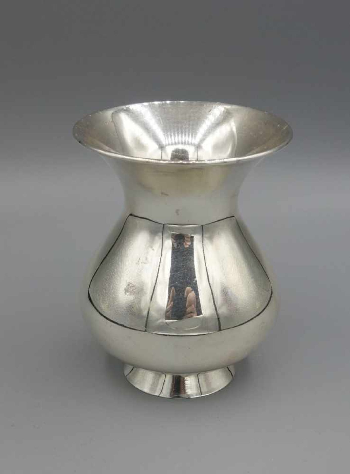 VASE, 925er Silber (80 g), bezeichnet "Sterling" und gepunzt mit Halbmond, Krone,