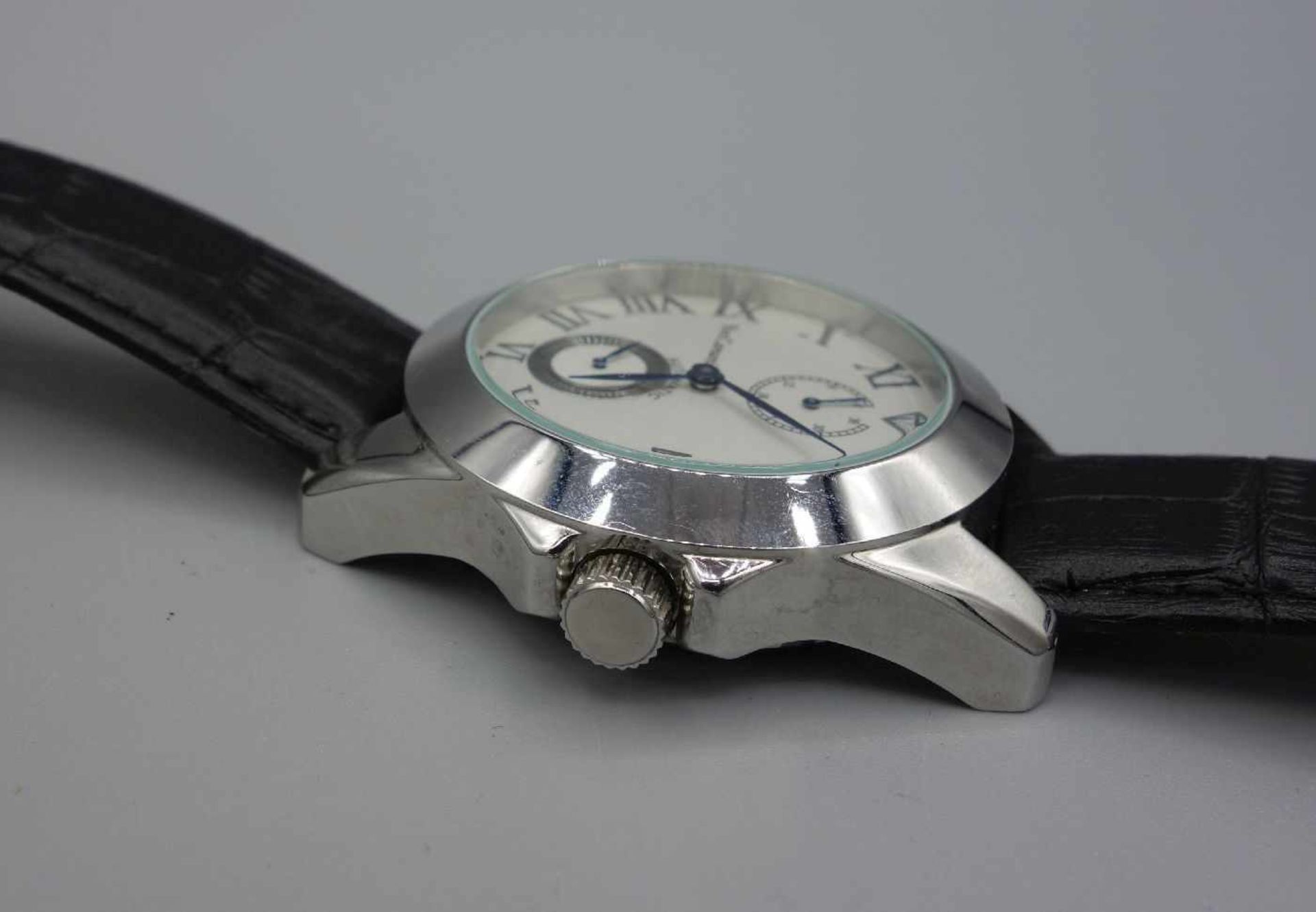 ARMBANDUHR - YVES CAMANI / wristwatch, Automatik-Uhr. Rundes Edelstahlgehäuse an Lederarmband; mit - Bild 4 aus 6