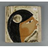 BACKHAUSEN, NOOMI (20. Jh.; dänische Designerin und Keramikerin), Relief, "Frauenkopf", Keramik,