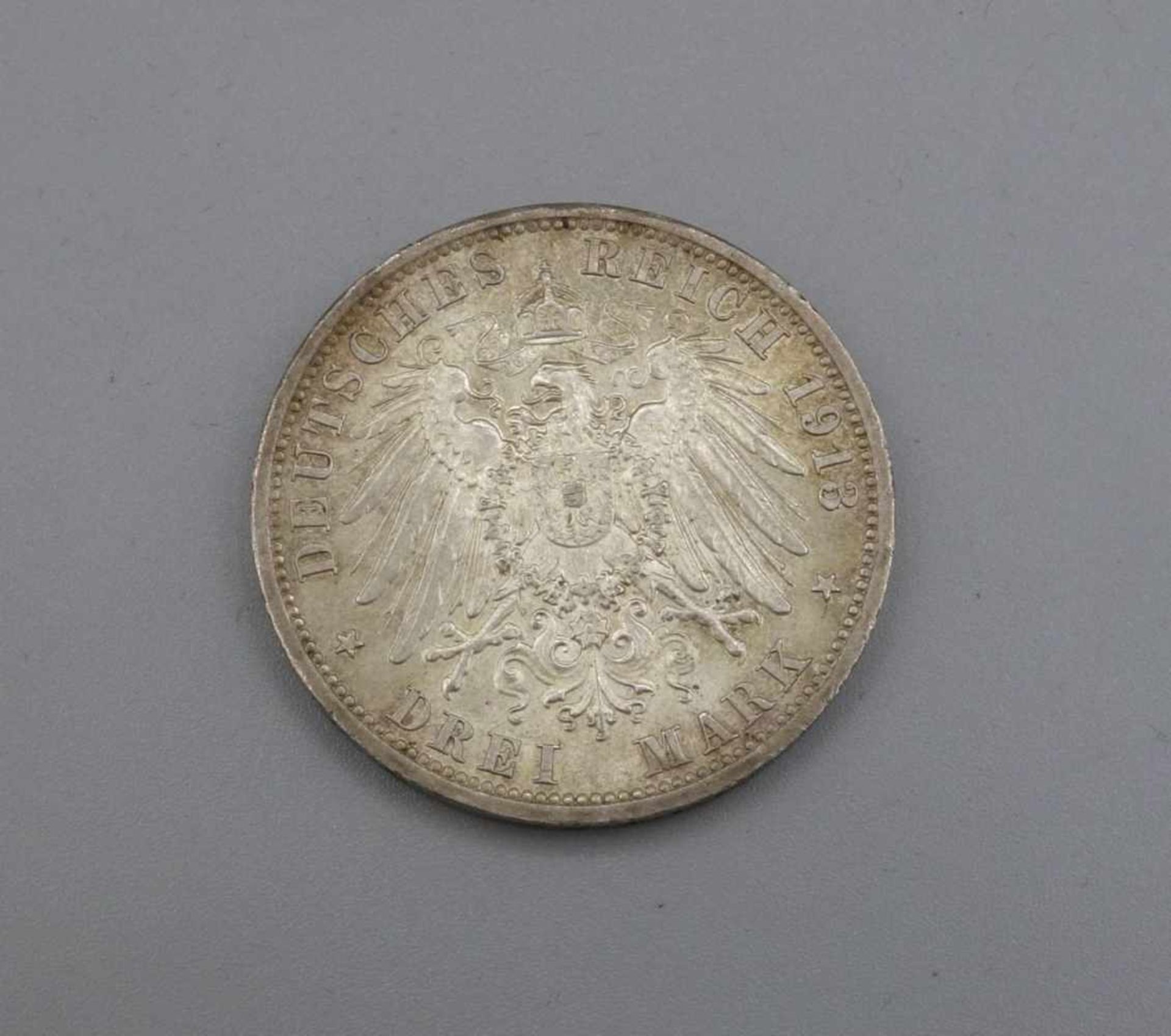 SILBERMÜNZE: 3 MARK - 1913, Silber, 16,6 Gramm. Auf der Münze bez.: "Wilhelm II Deutscher Kaiser