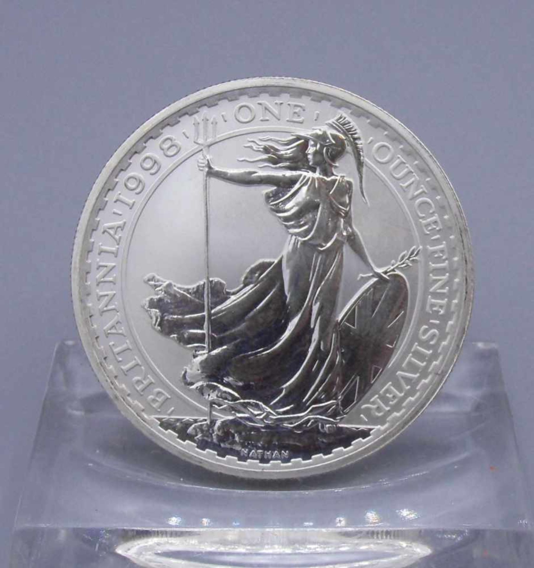 SILBERMÜNZE "2 POUNDS BRITANNIA" / coin, Silber (32,5 g). Avers: Erhaben geprägte Büste Königin