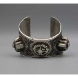 BERBER-SCHMUCK: Armreif, Meknes / Marokko, oriental bracelet, Silber, Gewicht: 172 g. Mit sog.