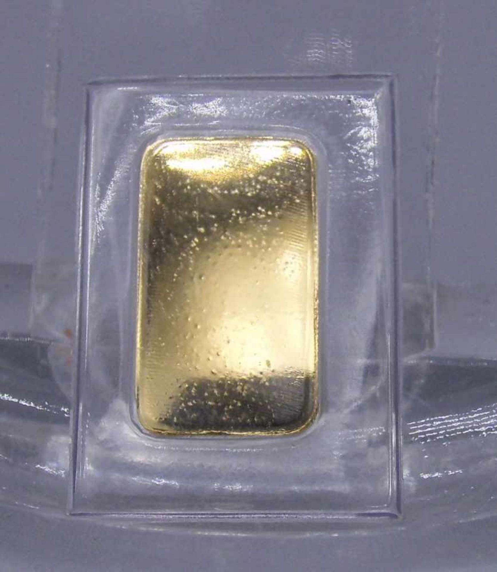 GOLDBARREN "HERAEUS", 999,9er Feingold (1 g). Gravur vorderseitig: Heraeus Feingold 999,99, darunter - Bild 2 aus 2