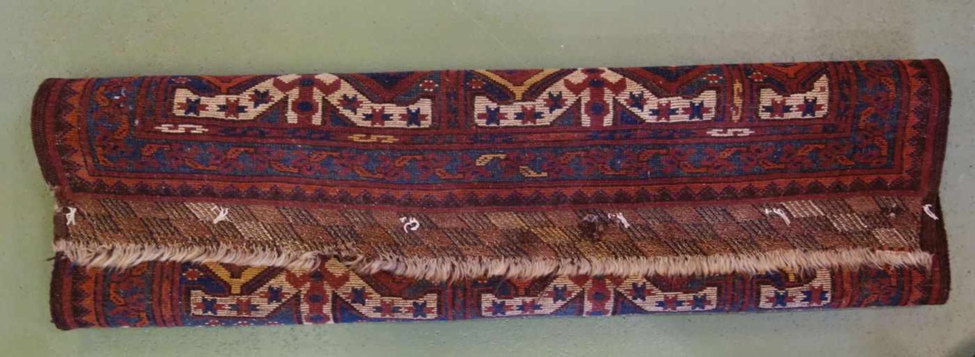 BESCHIR (ERSARI BESCHIR) / KLEINER TEPPICH / carpet / Zentralasien oder Südturkestan, wahrscheinlich - Image 6 of 15