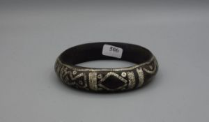 BERBER-SCHMUCK: ARMREIF / oriental bracelet, Mauretanien, Nordwest-Afrika. Holz. Monochrom