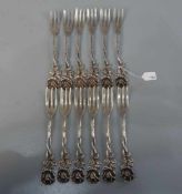 12 KUCHENGABELN / silver cake forks, 1. H. 20. Jh., deutsch, 835er Silber, insg. 219 Gramm,