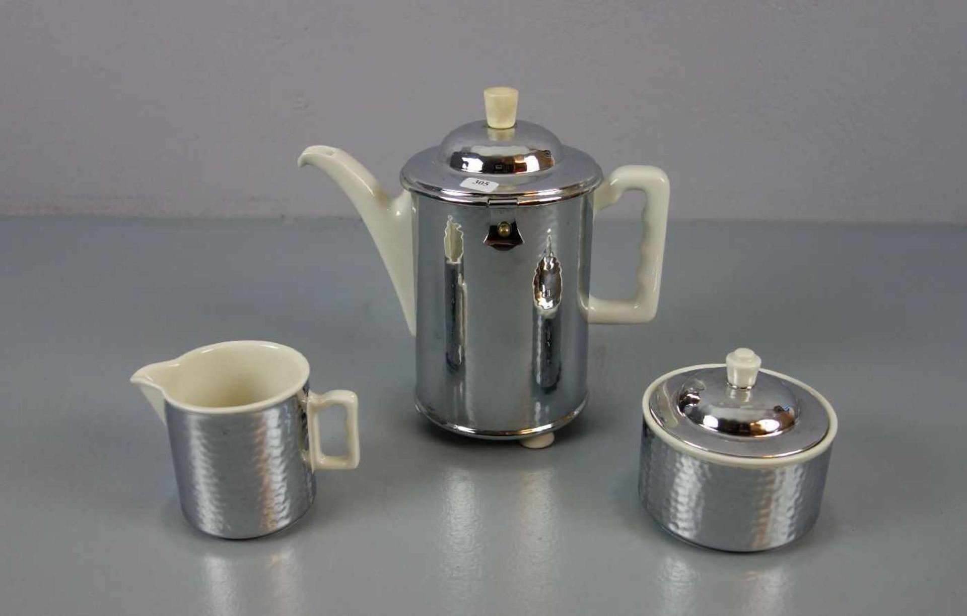 KAFFEEKERN / KERNSTÜCK MIT ISOLIERKANNE: Kaffeekanne, Milchkännchen und Zuckertopf / coffee pot,