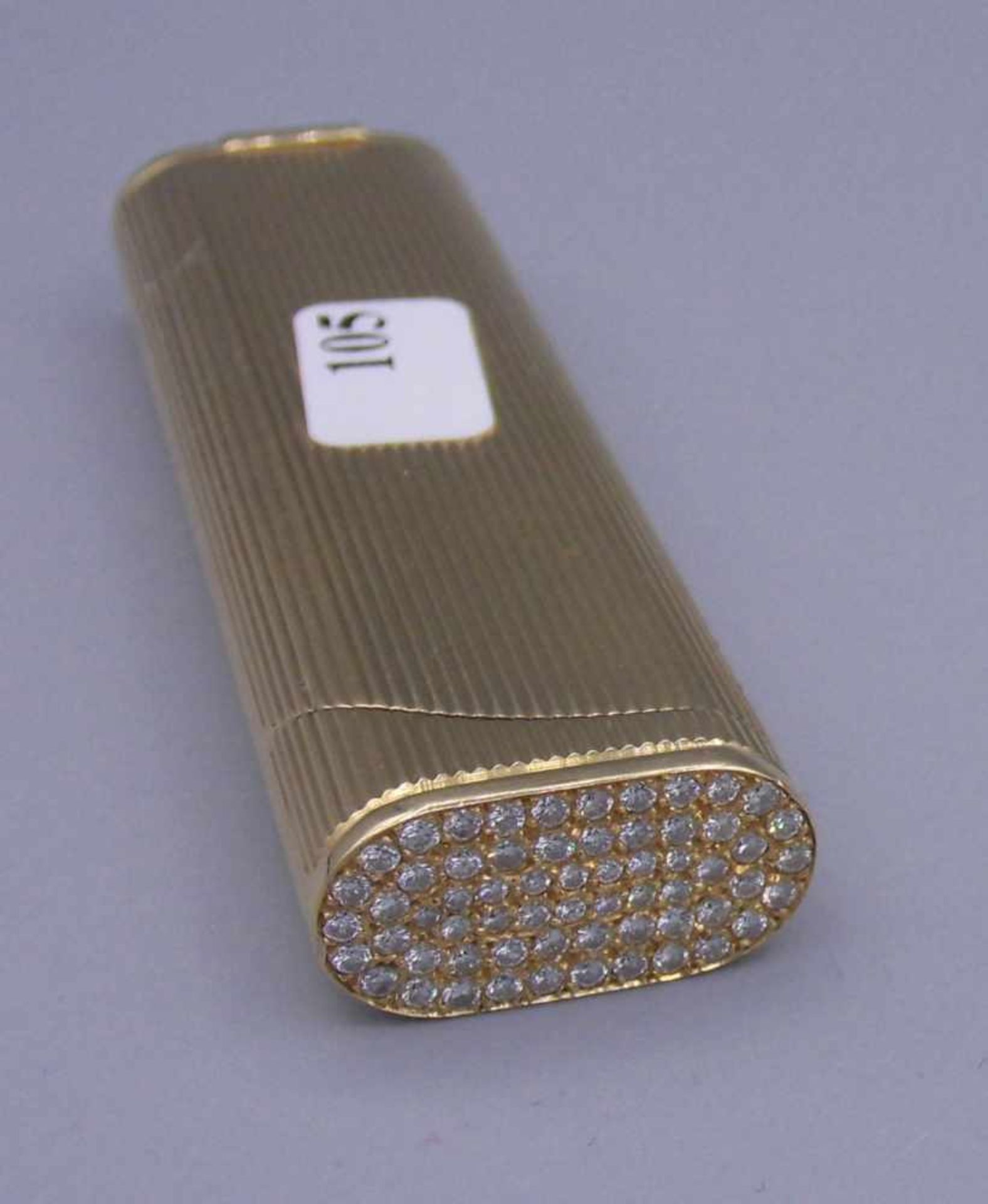 LUXURIÖSES GOLDENES FEUERZEUG MIT BRILLANTBESATZ / golden lighter with diamonds, bestehend 750er - Image 5 of 5