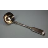 BESTECK: SUPPENKELLE / VORLEGER / SUPPENSCHÖPFER / plated soup ladle, 20. Jh., versilbertes Metall /