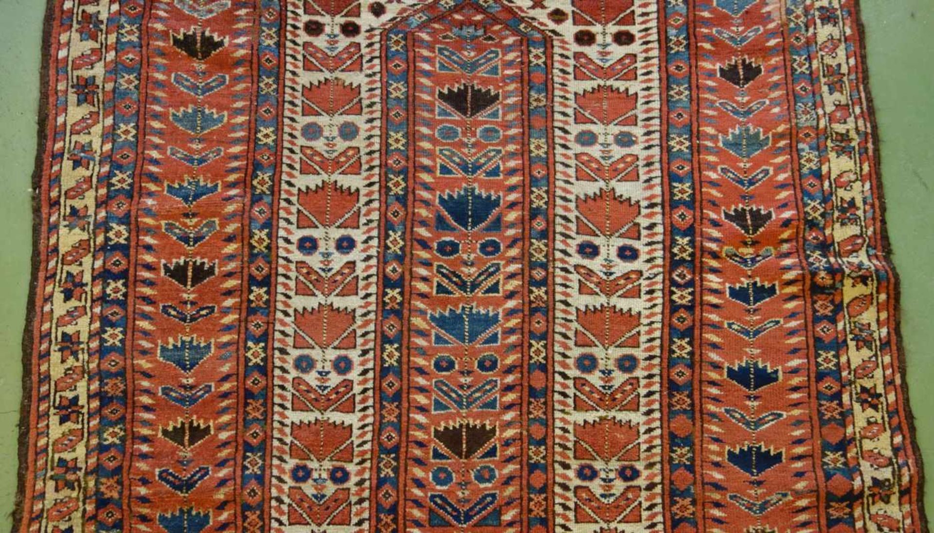 SCHMALER BESCHIR GEBETSTEPPICH / prayer rug, wohl 2. H. 19. Jh., Turkmenistan / Ersari-Beschir ( - Image 23 of 24